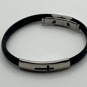 Stainless Steel  & Rubber Bracelet Cross Design With Clasp Black  7"